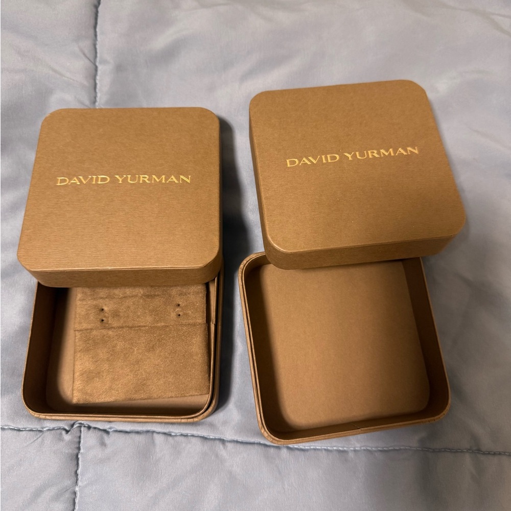 David Yurman Gold Accessory Box Set - Picture 2 of 2